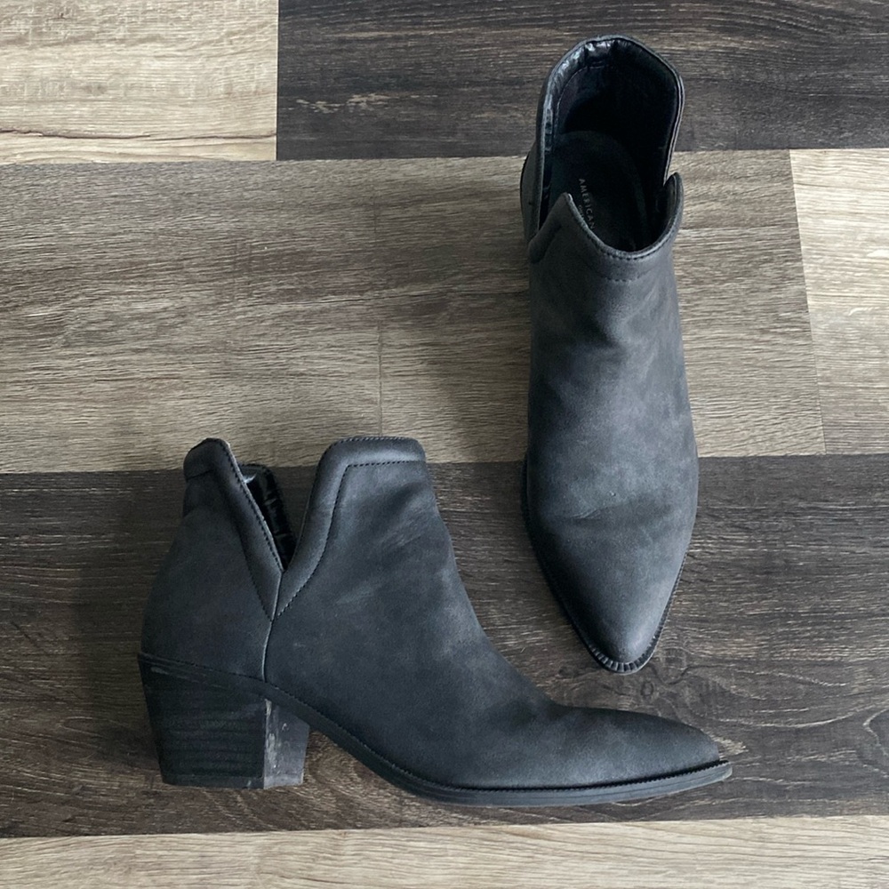 American Eagle Outfitters Ankle booties